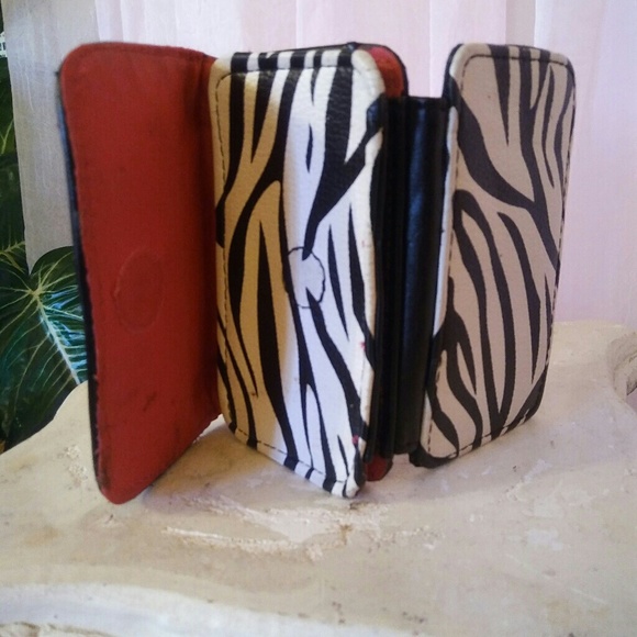 Zebra Wallet - Picture 4 of 5